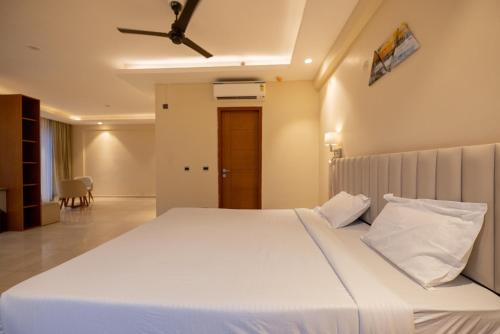 villa vistosa omaxe hazratganj