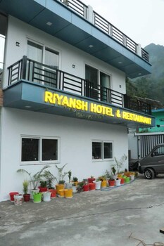 hotel riyansh
