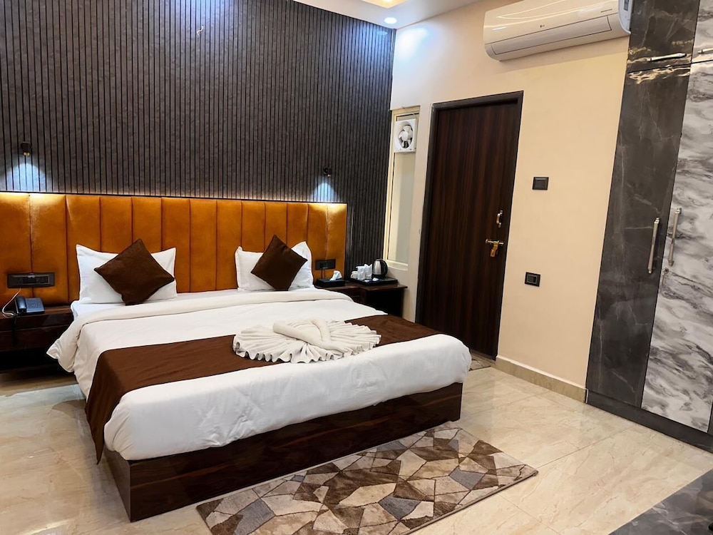 vega hotel and restro and the om residency