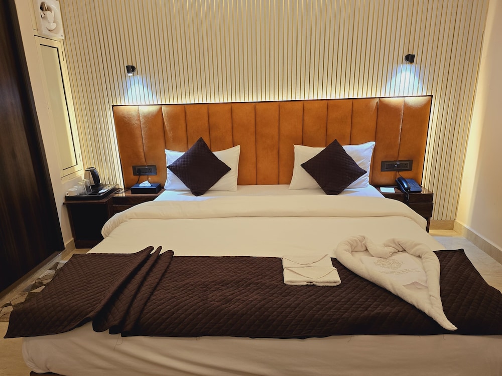 vega hotel and restro and the om residency