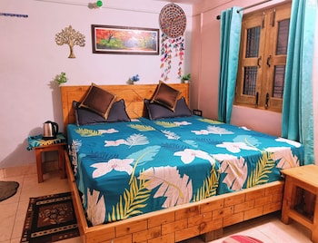 anurag hotel chakrata