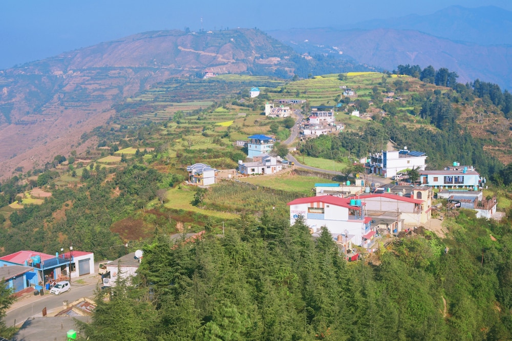anurag hotel chakrata