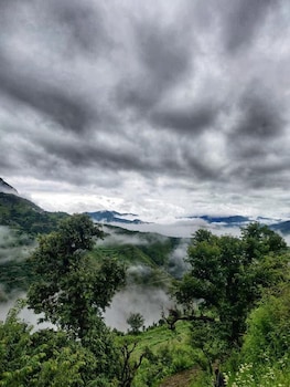 anurag hotel chakrata