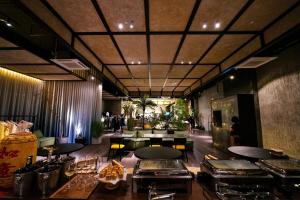 sho hotel breakx