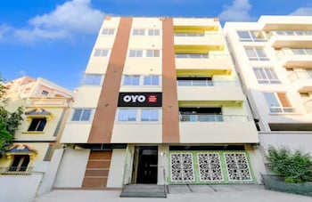 hotel greenlane suites