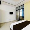 hotel greenlane suites