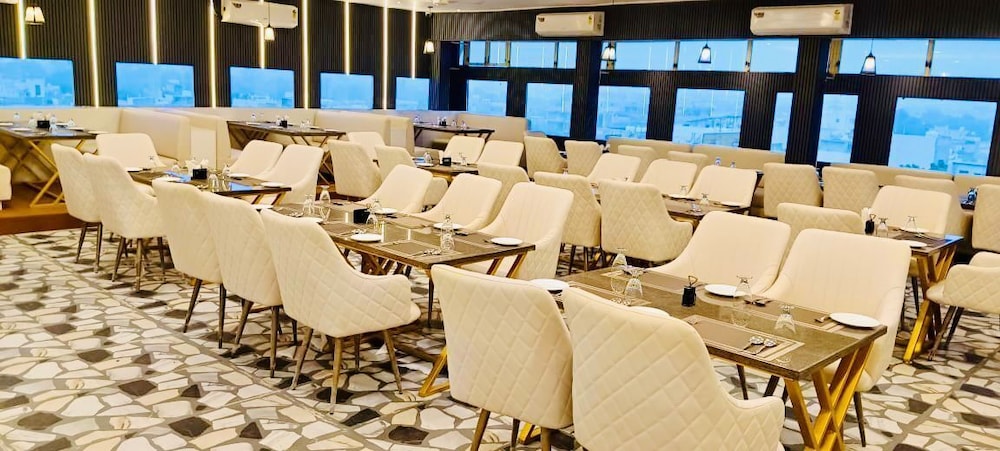 hotel jageshwari inn