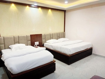 hotel jageshwari inn