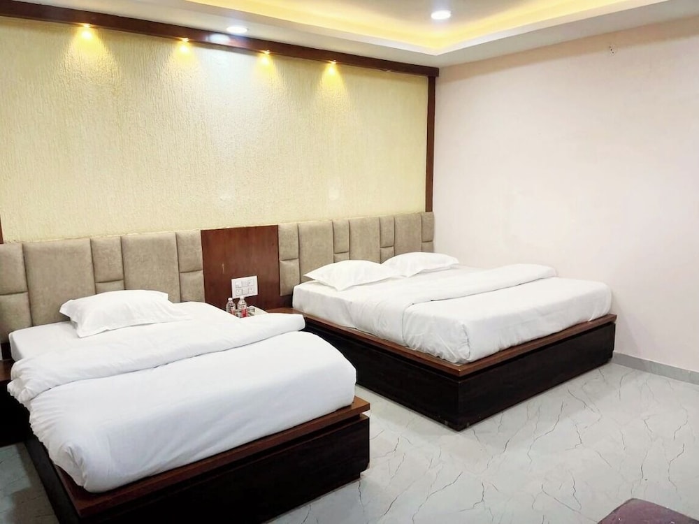 hotel jageshwari inn