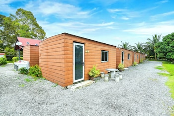 hotel o asiacamp chalet tanjung karang
