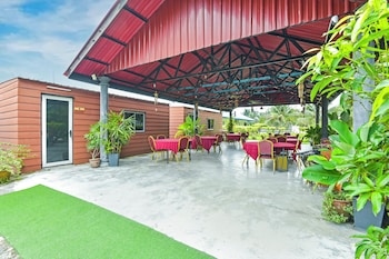 Hotel O Asiacamp Chalet Tanjung Karang,,3 star