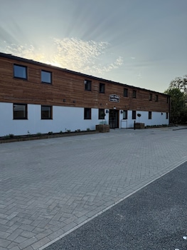 the barn hotel