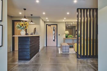 The Barn Hotel,,4 star