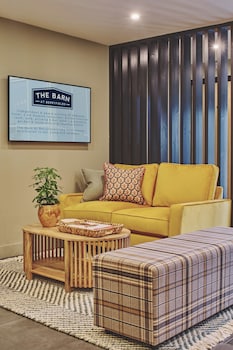 The Barn Hotel,,4 star