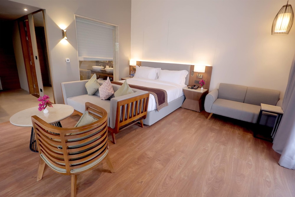 wyndham garden jim corbett chhoi