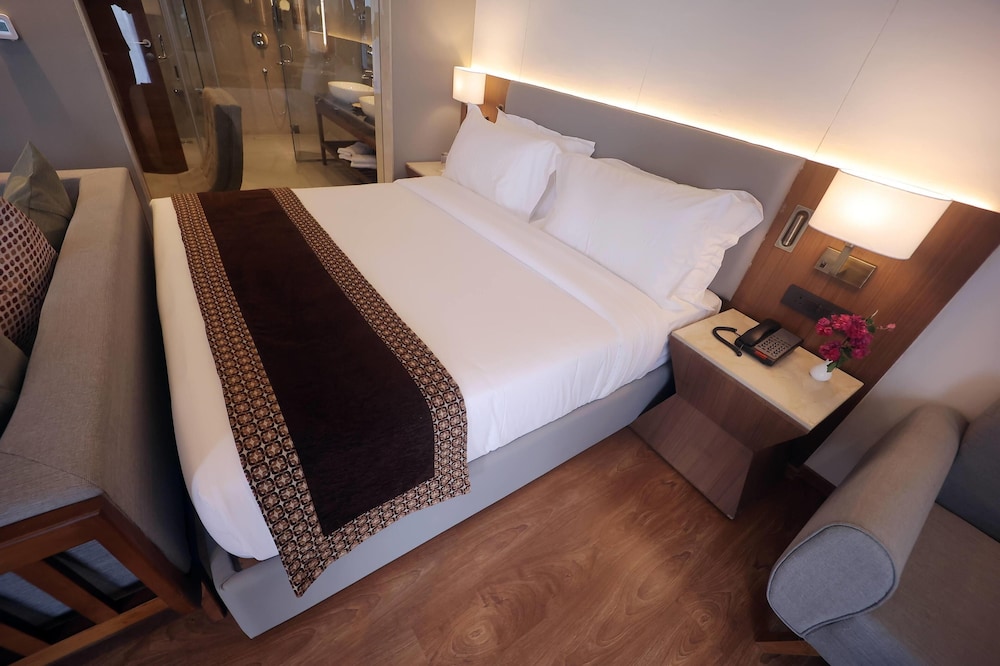 wyndham garden jim corbett chhoi