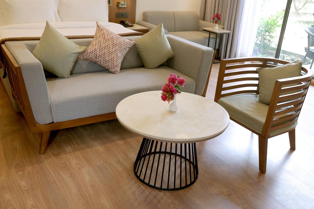 wyndham garden jim corbett chhoi