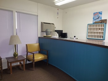 Leisure Lodge Motel,,2 star