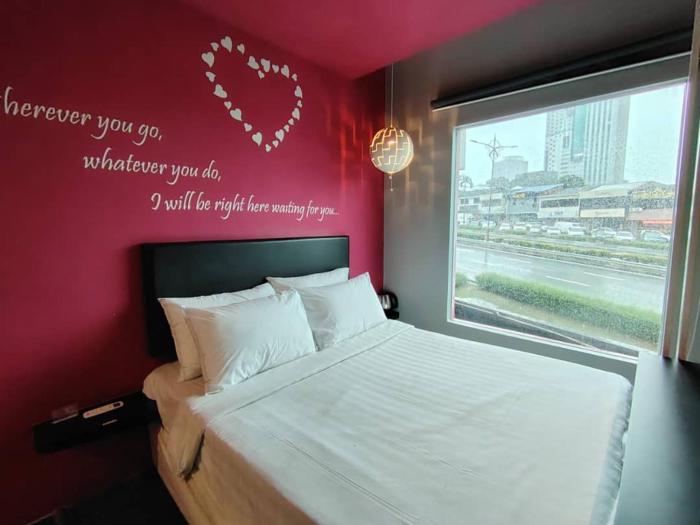 the ardens hotel taman pelangi jb