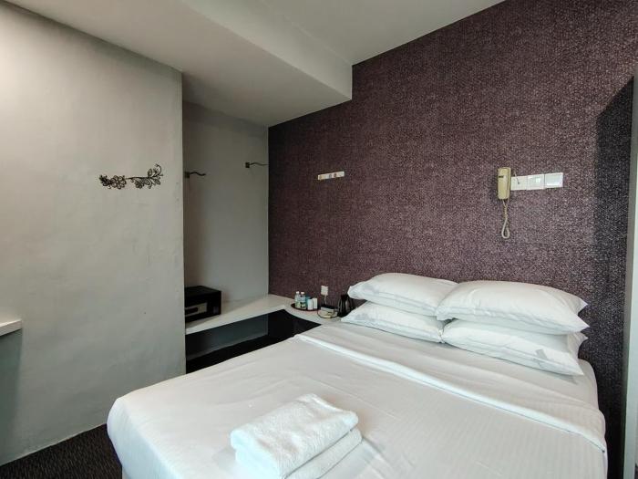 the ardens hotel taman pelangi jb