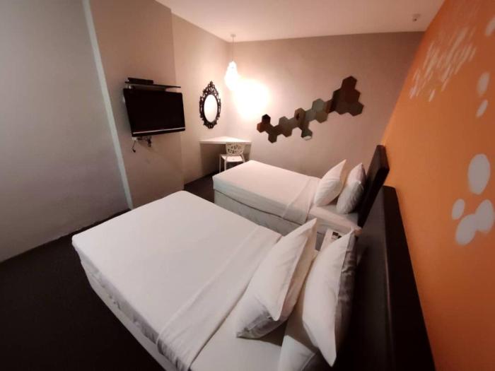 the ardens hotel taman pelangi jb