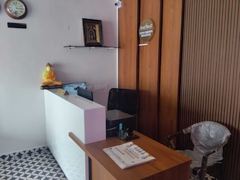 adithi comforts inn and suites