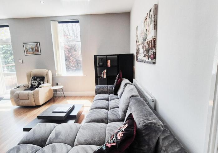 stylish and modern 2br flat