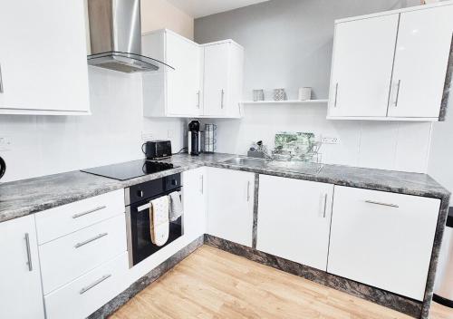 stylish and modern 2br flat