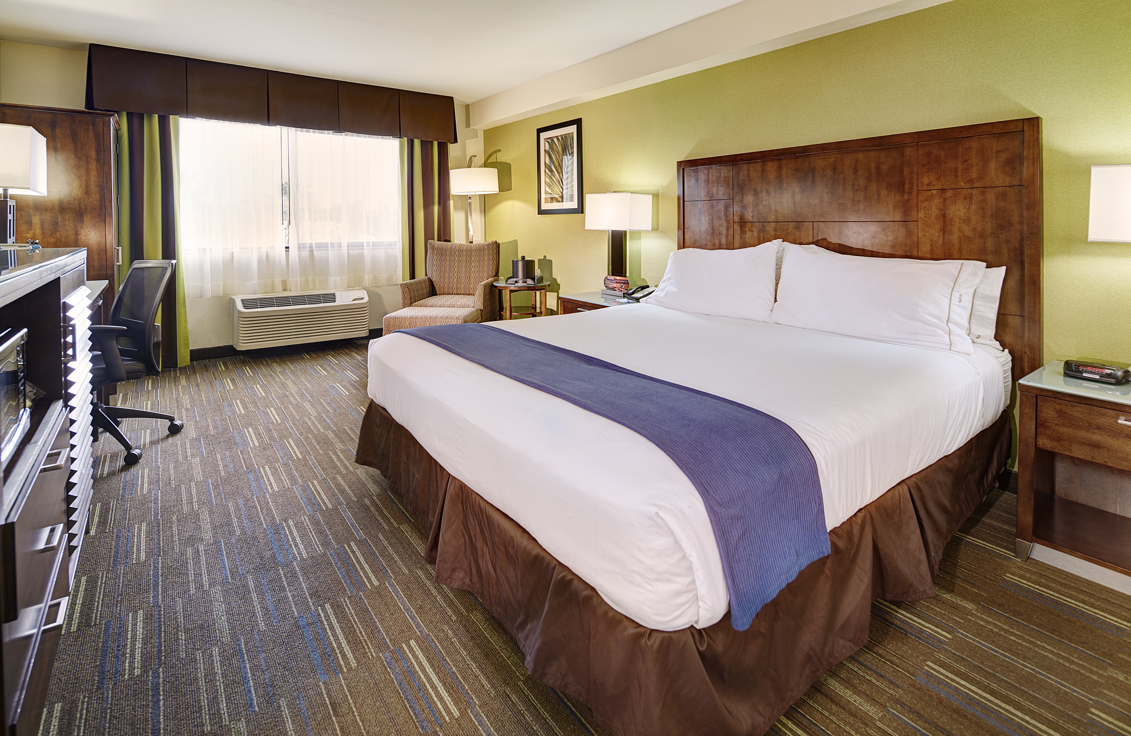 holiday inn express san diego south national city