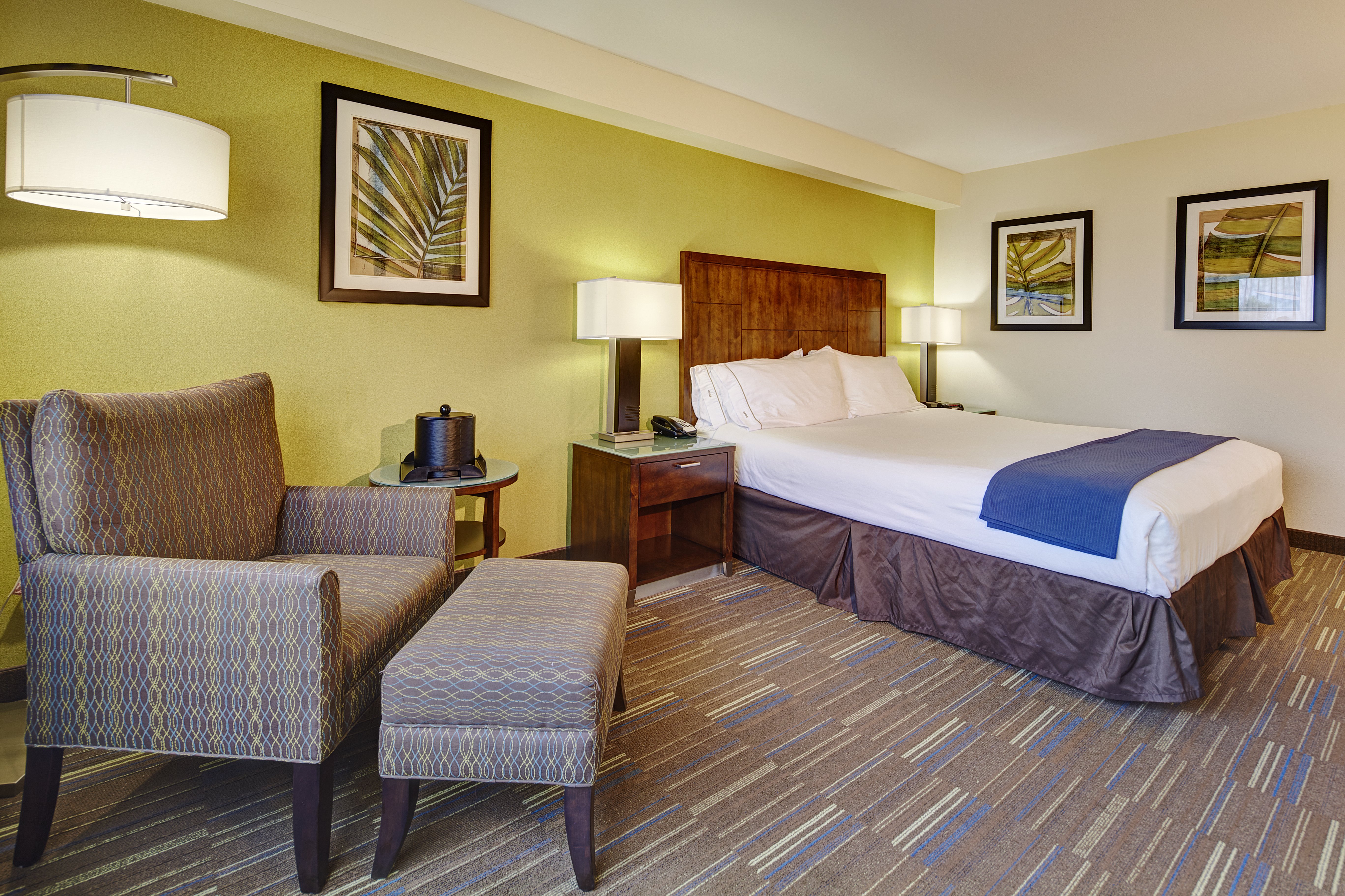 holiday inn express san diego south national city