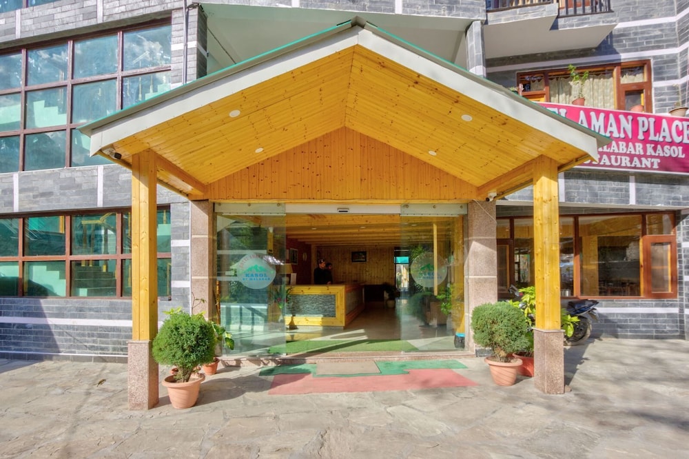 aman place by hotel malabar kasol