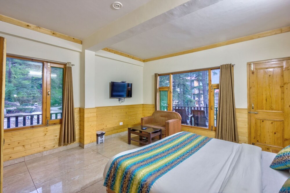 aman place by hotel malabar kasol