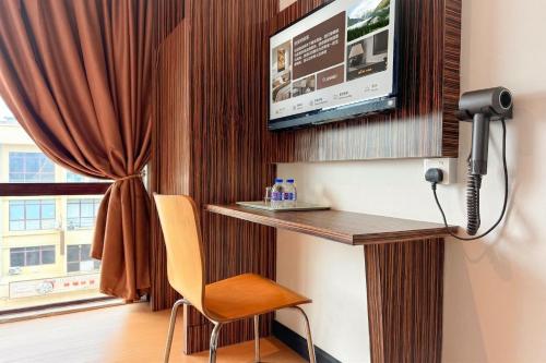 havona hotel permas jaya self check in