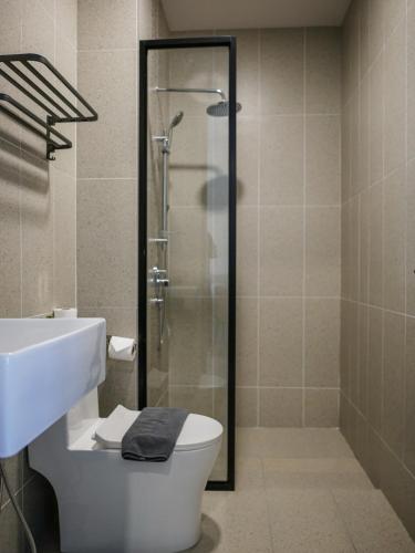 22 macalisterz by mykey