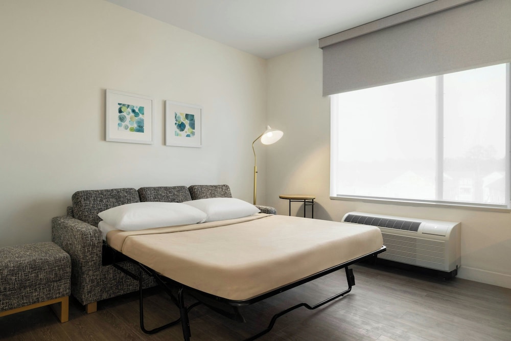 towneplace suites by marriott newport news airport