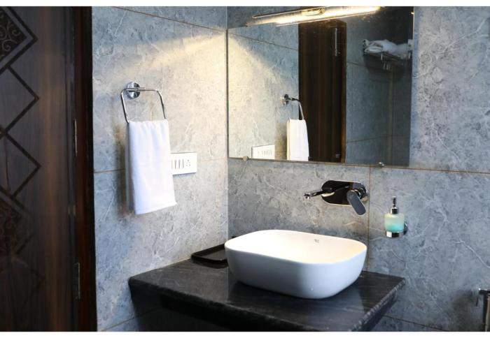 tapovan retreat manali