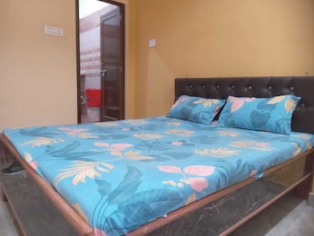 lakshman guest house varanasi