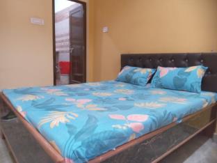 lakshman guest house varanasi