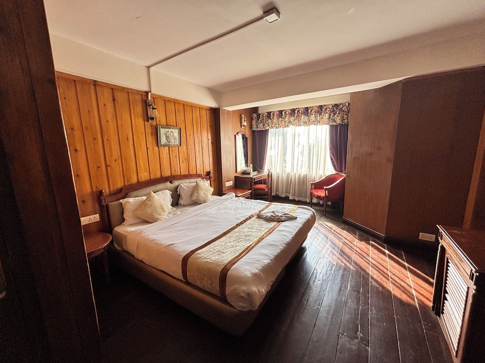 orangepetal comfort himalayan resort