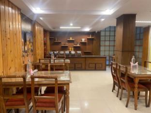 orangepetal comfort himalayan resort