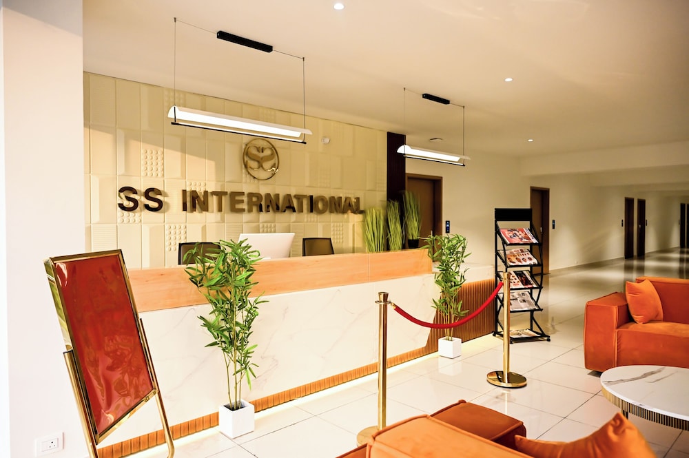 hotel s s international