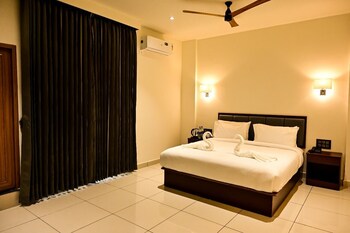 hotel s s international