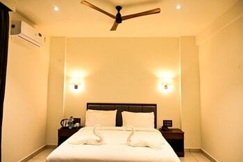 hotel s s international