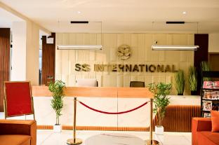 hotel s s international