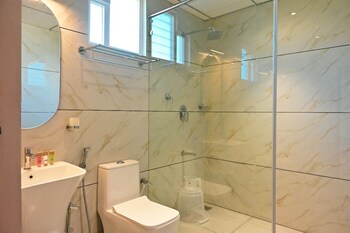 hotel s s international