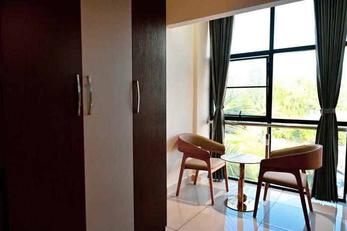 hotel s s international