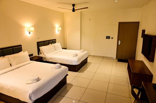 hotel s s international