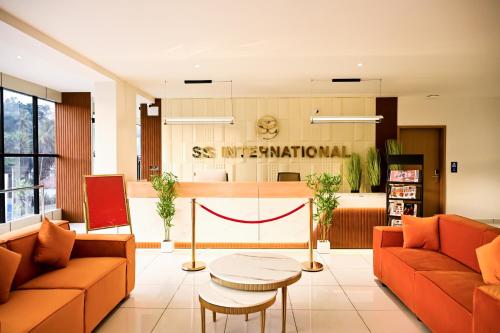 hotel s s international