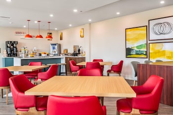 comfort inn and suites