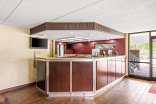 econo lodge hickory